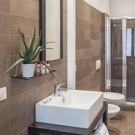 Rialto Whit Lift Appartement